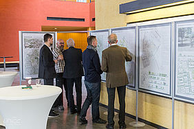 Foto der Ausstellung zum Masterplans TUC Campus Reichenhainerstraße