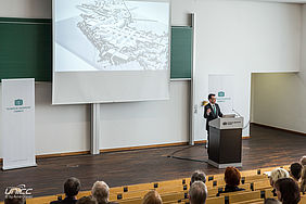 Foto der Präsentation des Masterplans TUC Campus Reichenhainerstraße mit Rektor Prof. Dr. Gerd Strohmeier