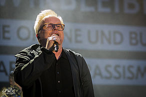 Herbert Groenemeyer bildet das Finale auf der #wirbleibenmehr Bühne