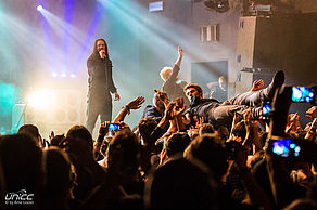 Konzertfoto von While She Sleeps auf der So What? Tour 2019