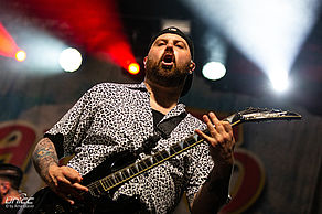 Konzertfoto von A Day To Remember auf der You're Welcome Tour 2022 im Haus Auensee in Leipzig