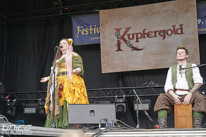 Konzertfoto von Kupfergold beim Festival Medival 2022