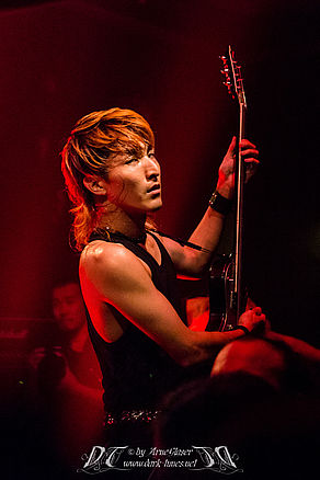 Konzertfoto von Crossfaith auf der World Tour 2018