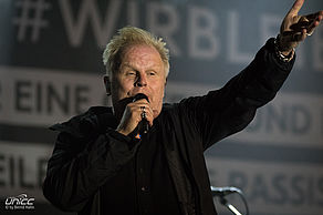 Herbert Groenemeyer bildet das Finale auf der #wirbleibenmehr Bühne