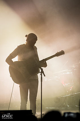 Philipp Poisel auf dem Chemnitzer Theaterplatz
