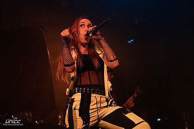 Konzertfoto von Icon For Hire auf Live and Never Die Tour '22