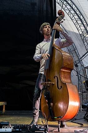 Philipp Poisel auf dem Chemnitzer Theaterplatz