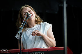 Lina Maly als Vorband von Silbermond