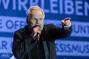 Herbert Groenemeyer bildet das Finale auf der #wirbleibenmehr Bühne