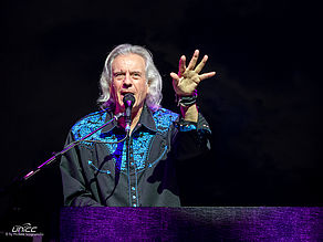 Konzertfoto von Uriah Heep - Music and Stories 2019 in der Stadthalle Chemnitz