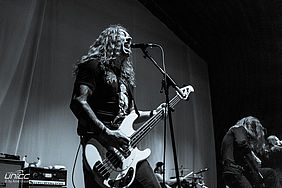 Konzertfoto von Unearth - Shaped By Fire Tour 2019