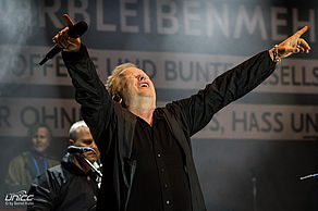 Herbert Groenemeyer bildet das Finale auf der #wirbleibenmehr Bühne