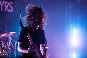 Konzertfoto von Betraying The Martyrs - European Parasite Tour 2019